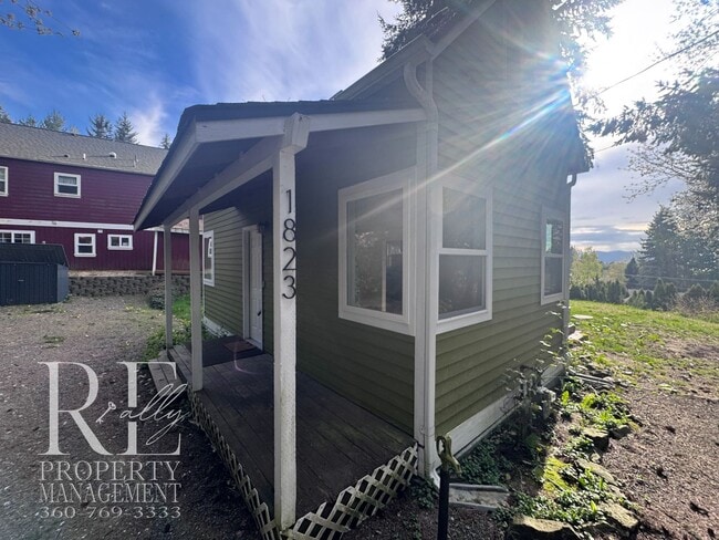 Photo - Private Retreat with Expansive Yard & Loft Space