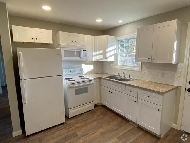 Building Photo - 115 Dogwood Rental