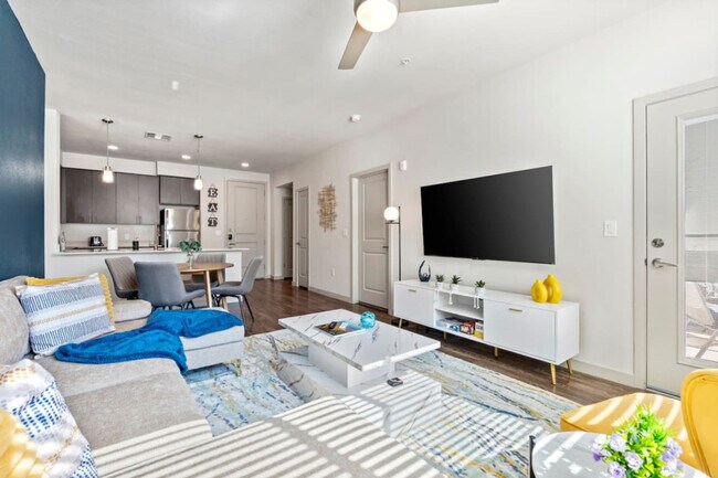 Photo - 711 W Broadway Rd Unidad ID1366961P