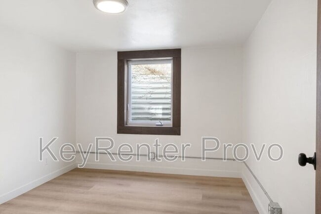 Photo - 496 N Emery Ave