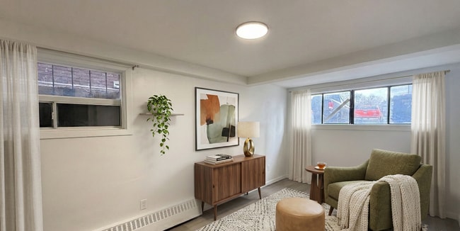 Building Photo - 60 Triller Ave Unit 1