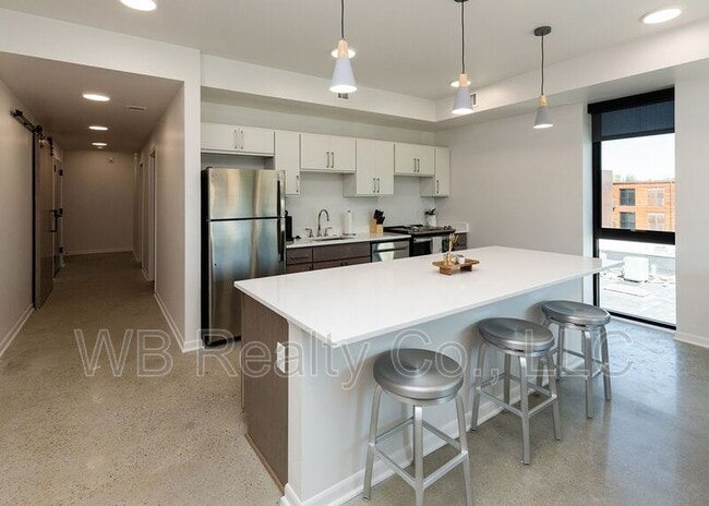 Photo - 315 5th St Condo Unit #304