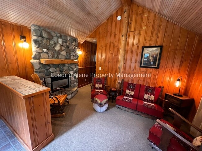 Photo - One of a kind cottage near Hayden Lake Country Club