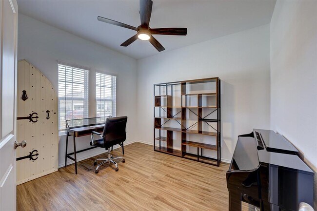 Photo - 432 Wolf Springs Rd