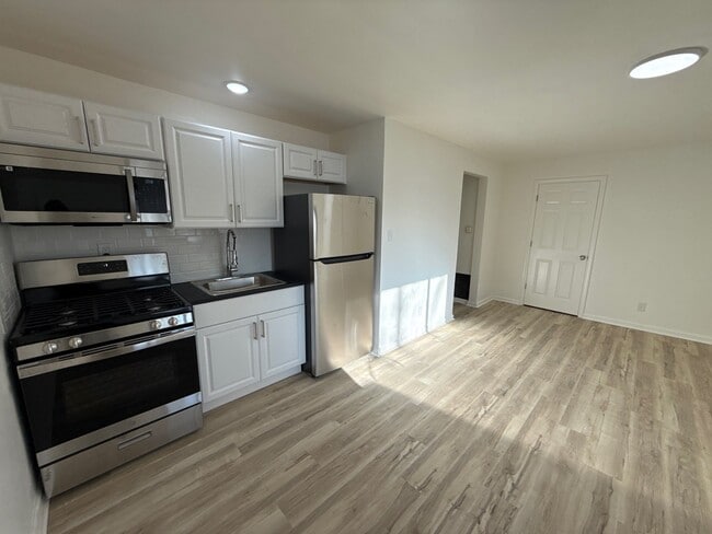 Photo - Kirkup Ave Unit 3