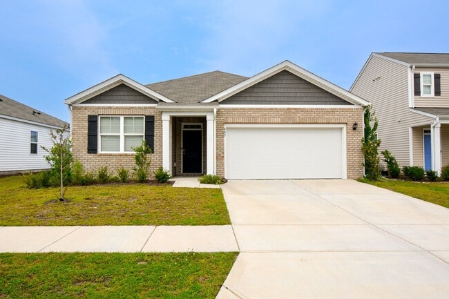 3 Bedroom Home in Waterside Community of S... - 3 Bedroom Home in Waterside Community of S...