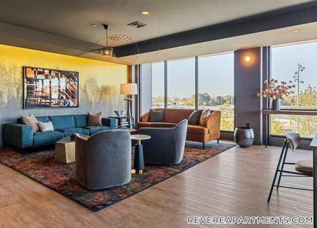 Photo - 328 Bank St Unit STH