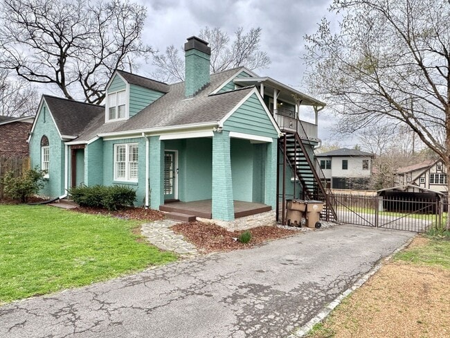 Photo - 5 Bedroom Home Between 12 South and Oak Hill