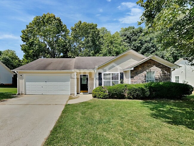 Photo - 177 Waters Edge Dr House