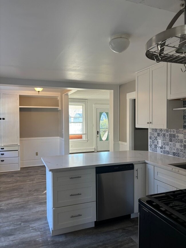 Photo - 4916-4918 W 220th St Unit 4916-4918 West 220th