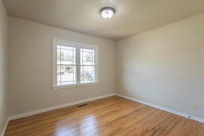 Photo - 2928 NW 33rd St