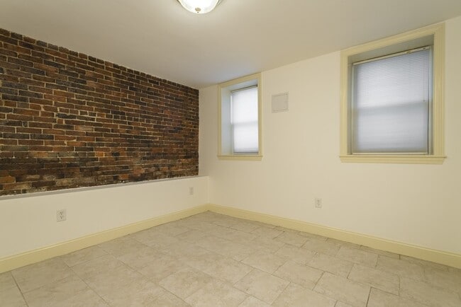 Photo - 40 Eutaw St Unidad 40