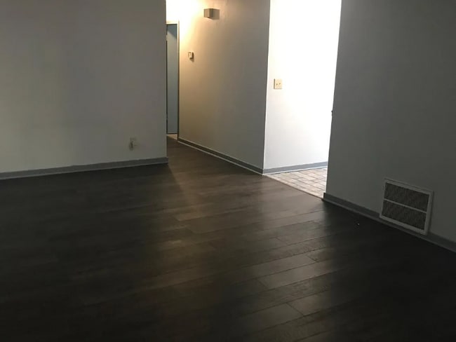 Photo - 5556 Liberty Rd