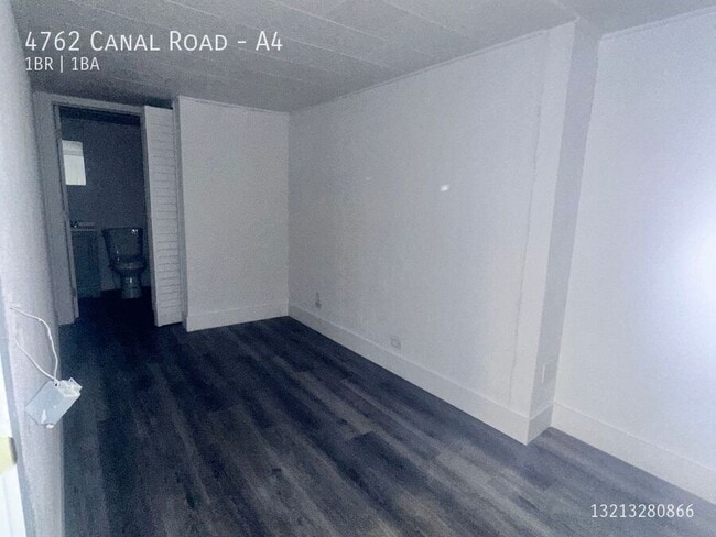 Photo - 4762 Canal Rd Unit A4