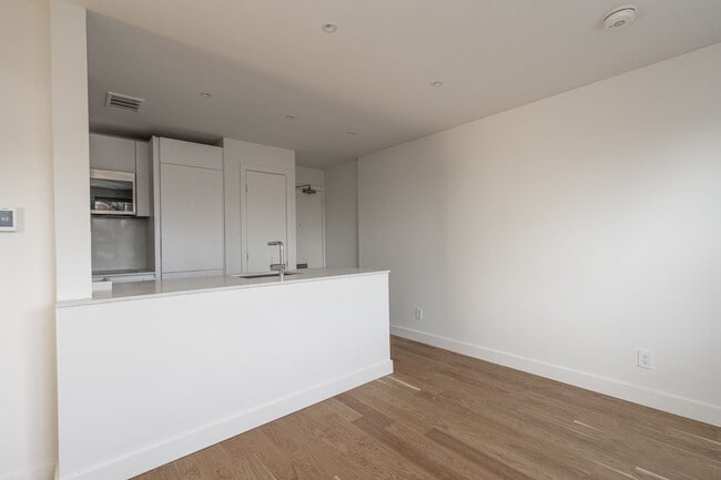 Photo - 109 Indian Rd Unit 502