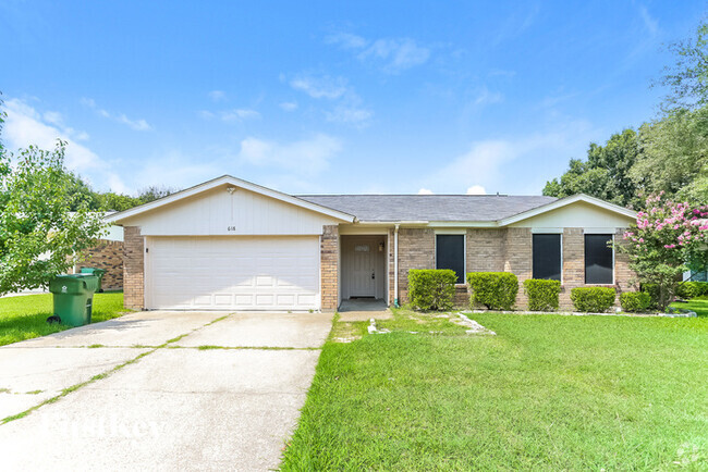 Building Photo - 618 S Waxahachie St Rental