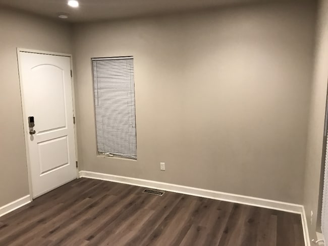 Photo - 201 5th Ave Unit 1