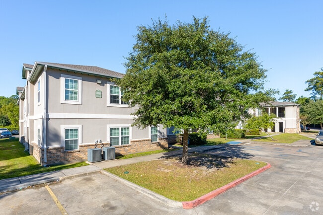 Pine Crest Apartments