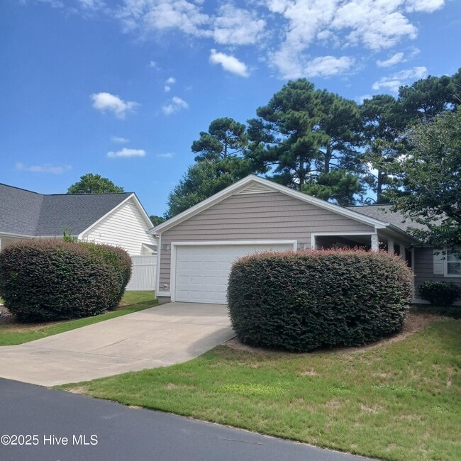 Building Photo - 4999 Glen Cove Dr SE Rental