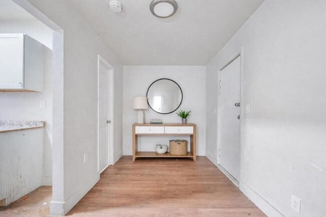 Photo - 1554 SW 5th St Unidad 3a