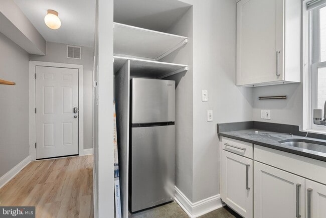 Photo - 1932 15th St NW Unidad 2