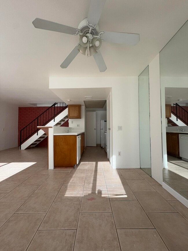 Photo - 72629 Edgehill Dr Unit 2