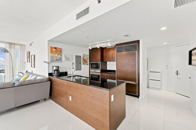 Photo - 465 Brickell Ave Unit 5102