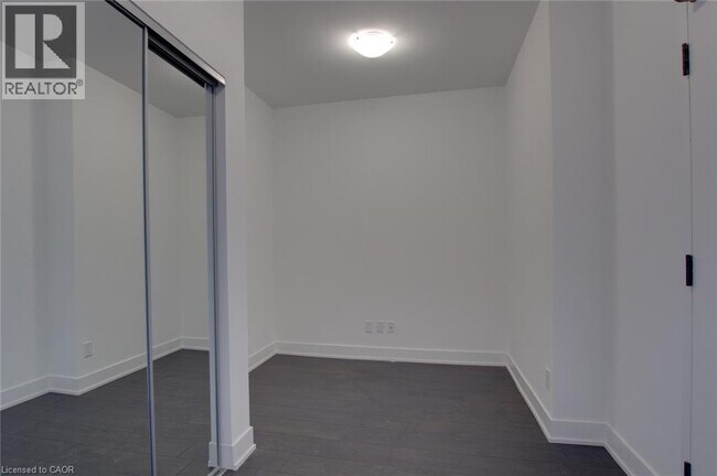 Photo - 2481 Taunton Rd Unité 701