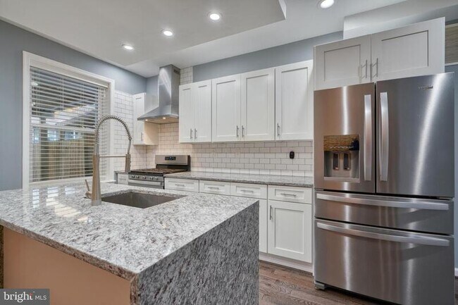 Photo - 627 S Lehigh St