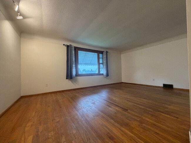 10024 McCracken Rd Unit Up