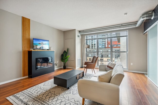 Photo - 616 Washington Ave S Unidad ID1014615P