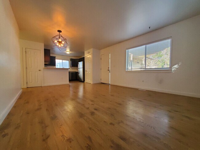 Photo - 3bd 2bath home backing up to the greenbelt...