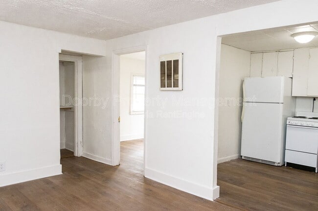 Photo - 4278 Spriggs St Unidad 1