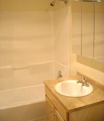 Bathroom - Kelly Creek Apartments
