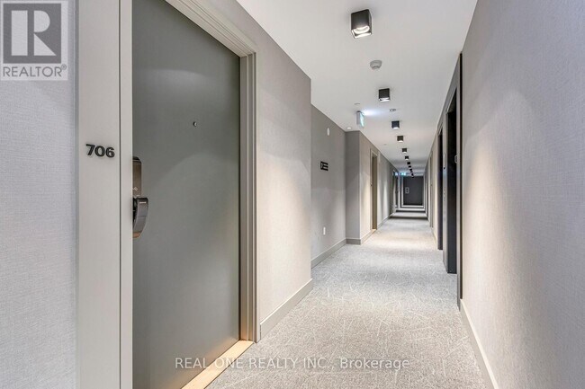 Photo - 345 Wheat Boom Dr. Unité 706