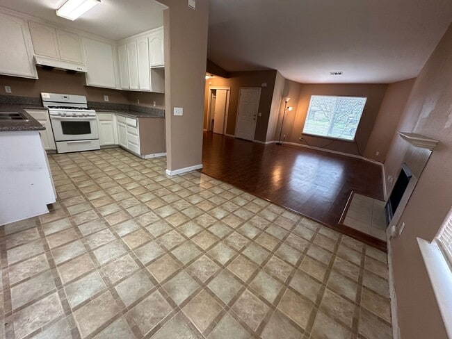 Photo - 1 Story Home