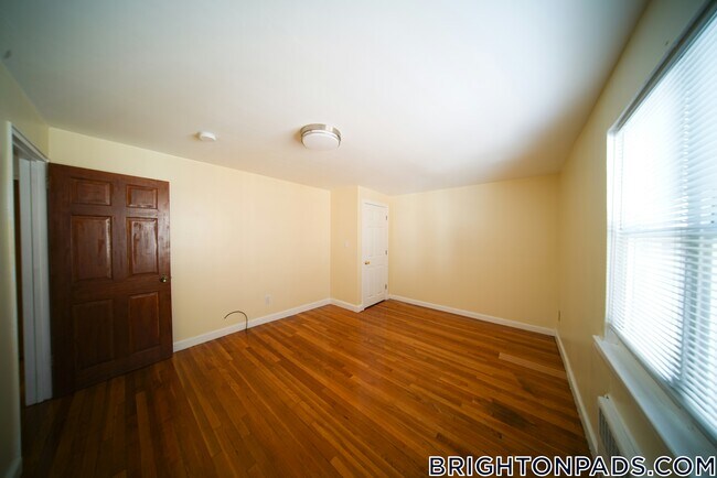 Photo - 265 Corey Rd Unidad 1