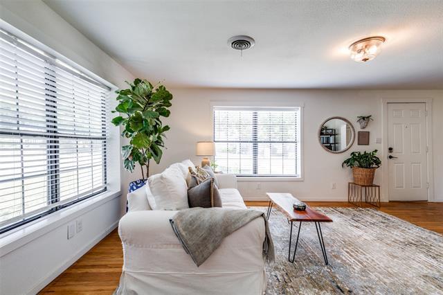 Photo - 5415 Dartmouth Ave