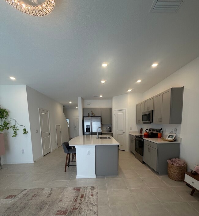 Photo - 2256 Paravane Way
