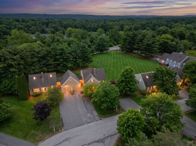 Photo - 246 Winding Pond Rd