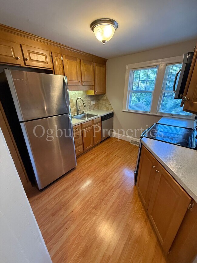 127 W End Blvd Unit A