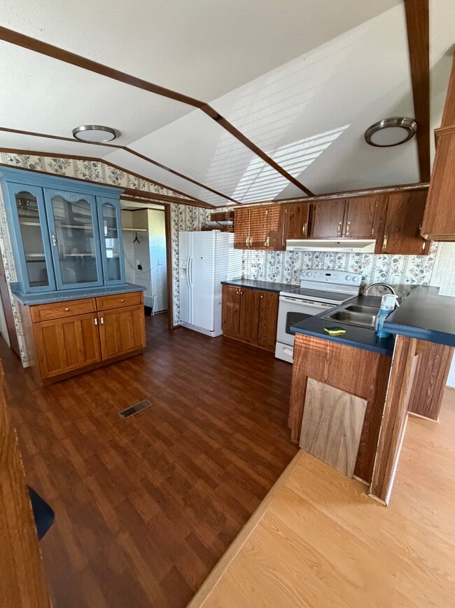 Building Photo - 2031 Boone Trail