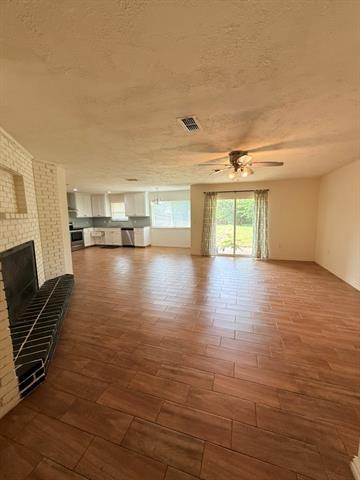 Photo - 1617 Dakota Dr