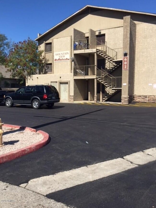 Photo - 602 E Townley Ave Apartamento Unidad 204