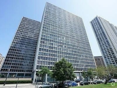 Building Photo - 340 W Diversey Pky Unit 2319 Rental