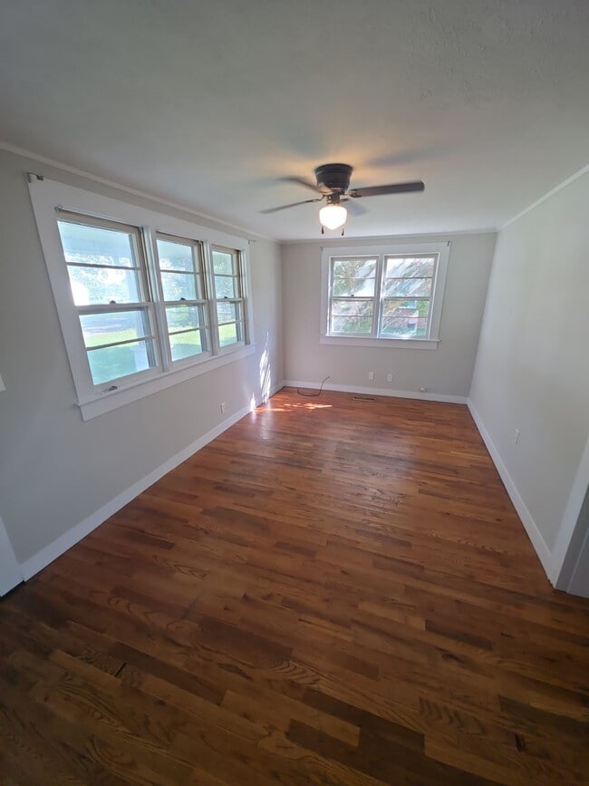 Photo - 428 Spruce Ave