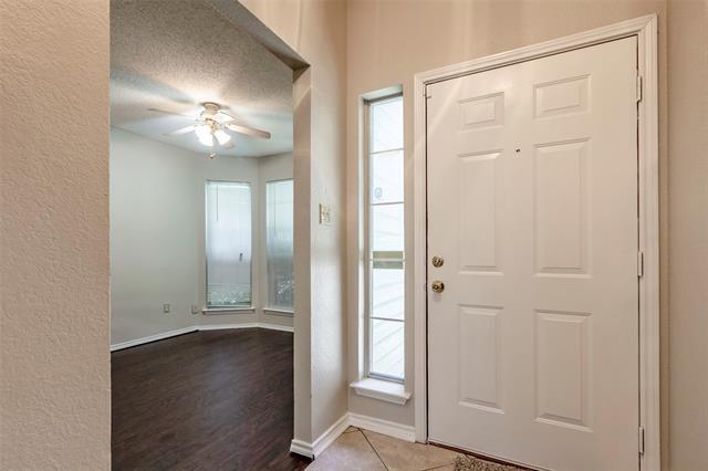 Photo - 845 Applewood Dr