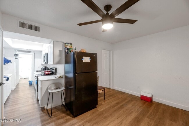 Building Photo - 18202 N Cave Creek Rd Unit 111 Rental
