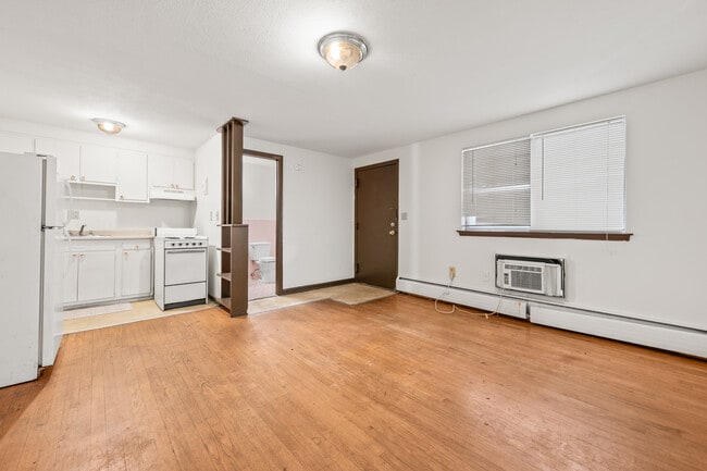 Standard 1 bed - 44-50 Church St
