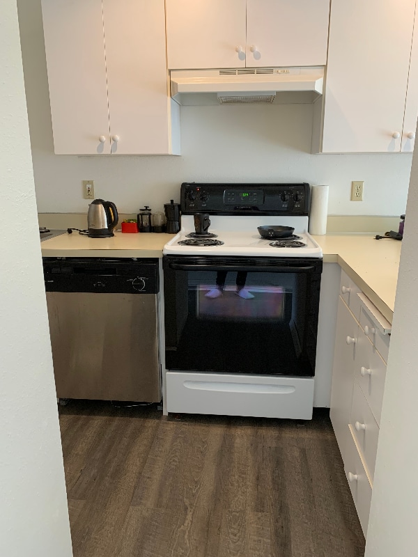 Photo - 2214 Maplewood Dr S